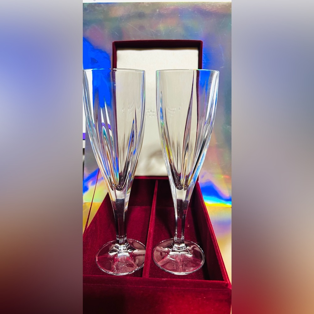 Godinger Crystal Champagne Flutes with Red Velvet Box